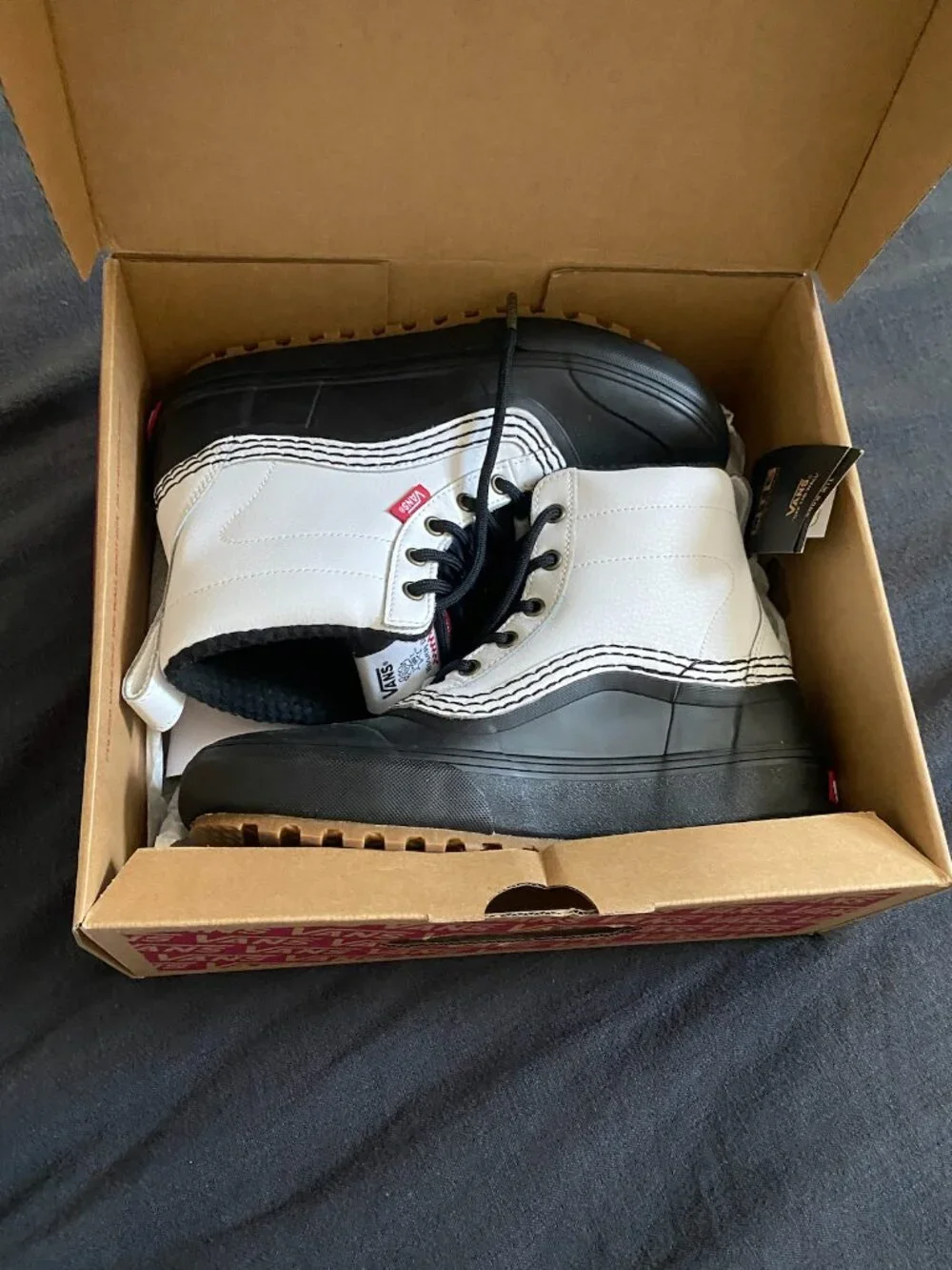 VANS x Kennedi Deck Standard Mid Snow Boot Shoes White / Black Size 8.5 W 7 M